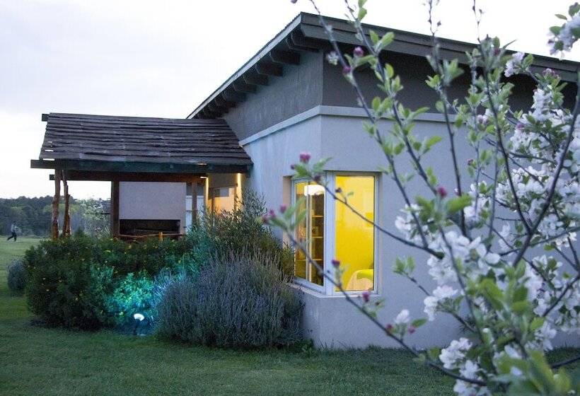 استراحتگاه Ruca Haian. Cabañas Spa & Restó. Tandil