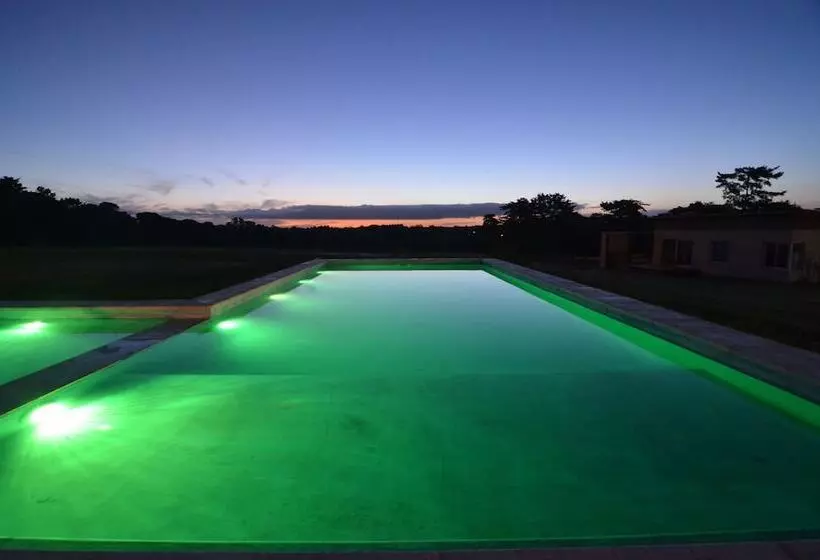 استراحتگاه Ruca Haian. Cabañas Spa & Restó. Tandil