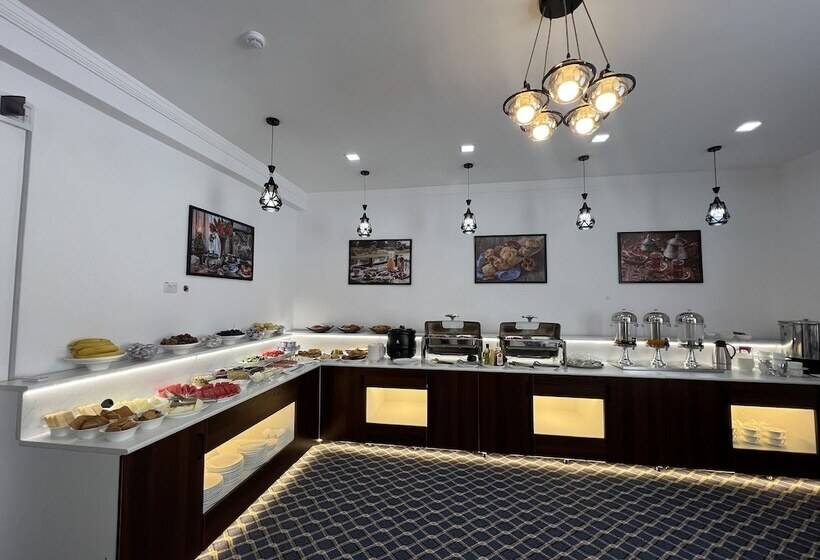 Hotelli Shahzoda Grand