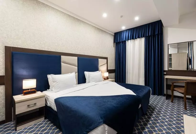 ホテル Shahzoda Grand