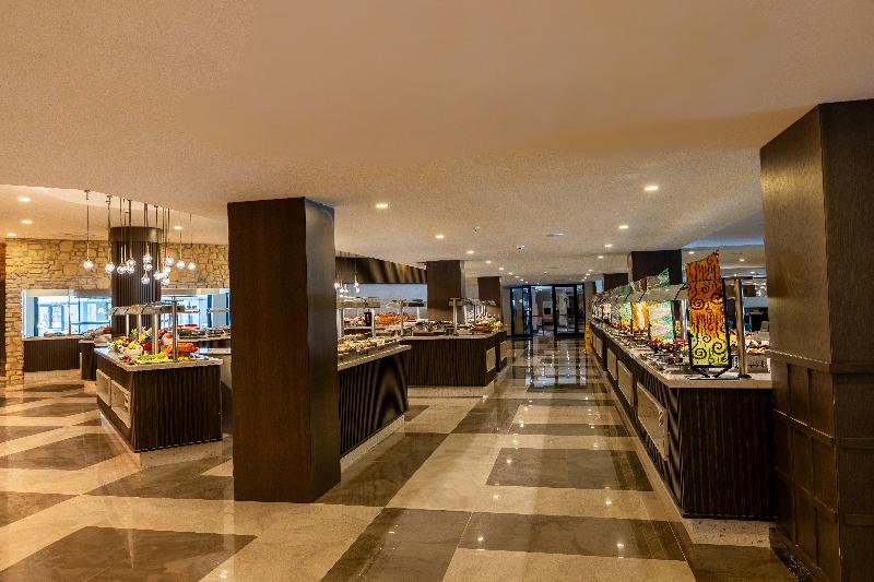 ホテル The X Belek