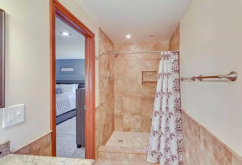 Bolivar Getaway: Near Pro Football Hall Of Fame!