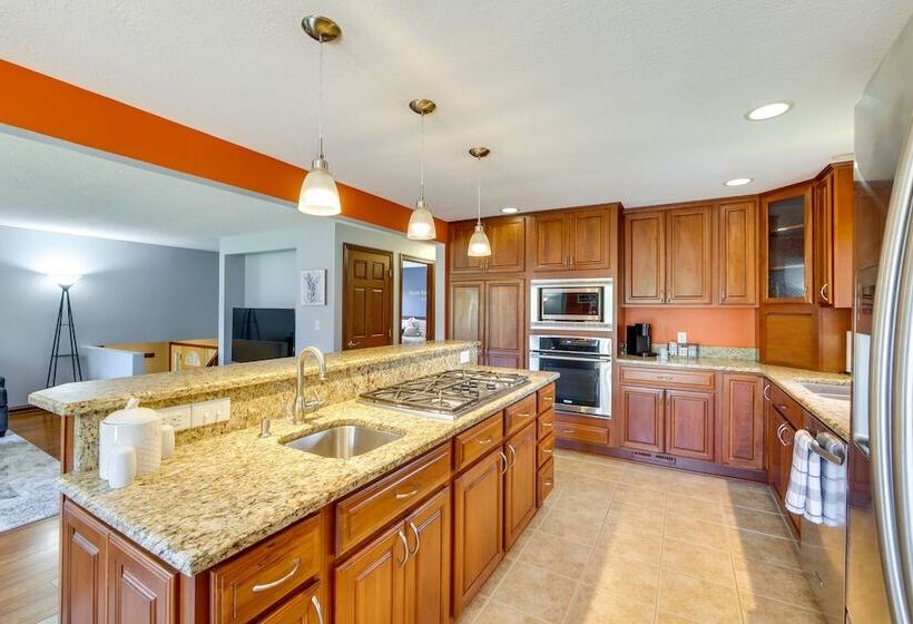 Bolivar Getaway: Near Pro Football Hall Of Fame!