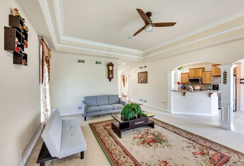 Charming Pennsylvania Retreat W/ Deck & Fireplace!