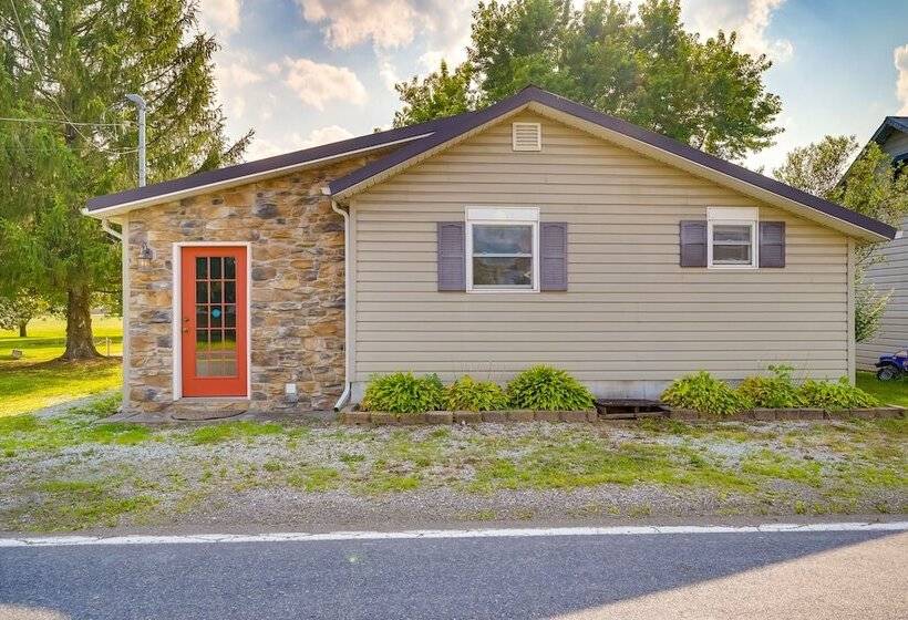 Cozy Fairfield Escape Near Historic Sites