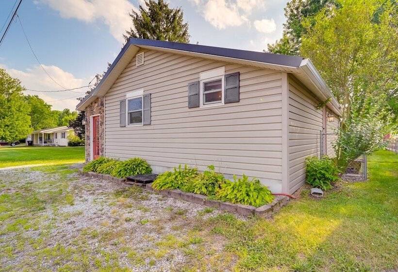 Cozy Fairfield Escape Near Historic Sites