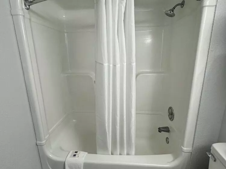 Hotelli Studio 6 Suites East Syracuse Airport