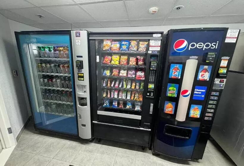 Hotelli Studio 6 Suites East Syracuse Airport