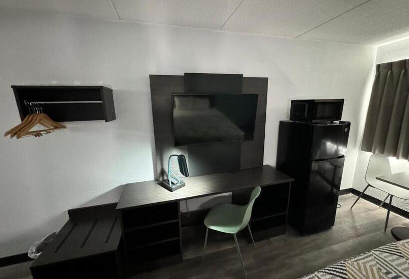 فندق Studio 6 Suites East Syracuse Airport