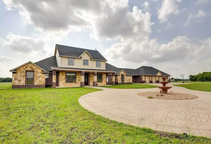 The Oasis Ranch 20 Acre Ranch In Whitewright!