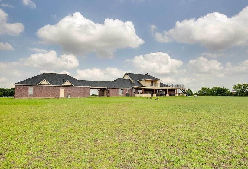 The Oasis Ranch 20 Acre Ranch In Whitewright!