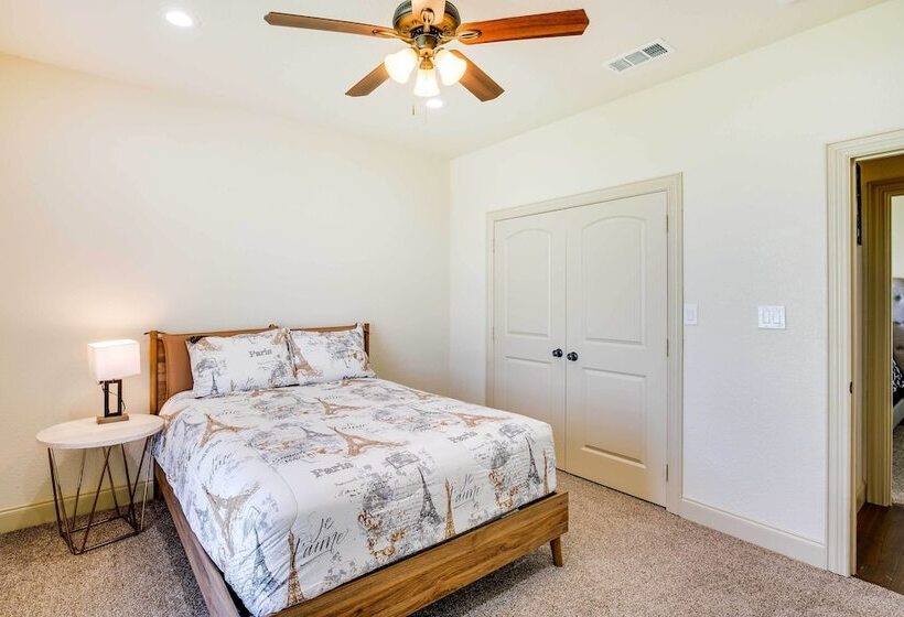 The Oasis Ranch 20 Acre Ranch In Whitewright!