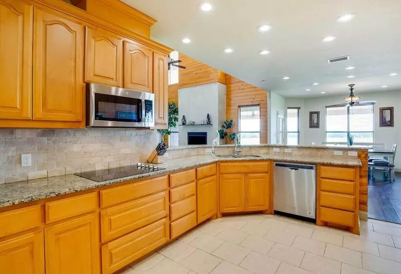 The Oasis Ranch 20 Acre Ranch In Whitewright!