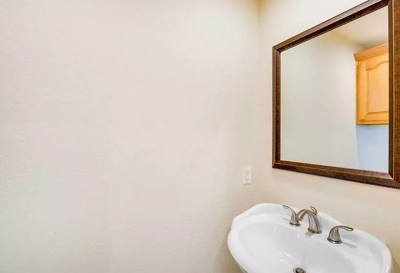 The Oasis Ranch 20 Acre Ranch In Whitewright!