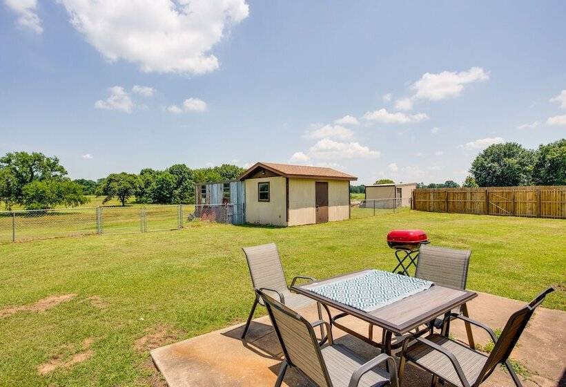 Pet Friendly Cartwright Home W/ Private Backyard!