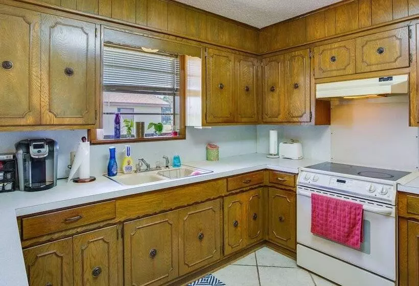 Pet Friendly Cartwright Home W/ Private Backyard!