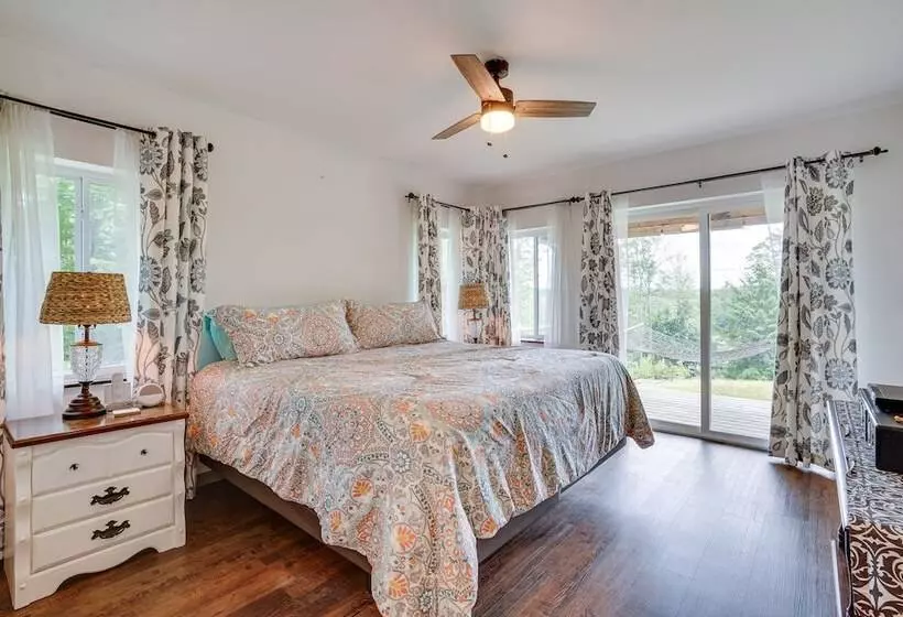 Secluded Marathon Hideaway W/ Fire Pit + Views!