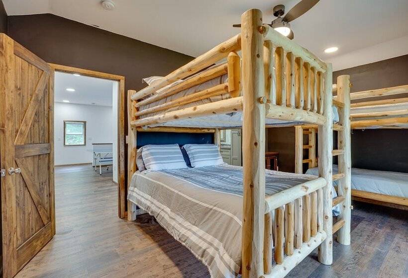 Secluded Marathon Hideaway W/ Fire Pit + Views!