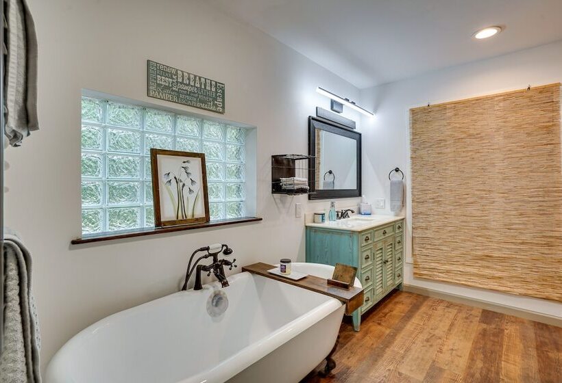 Secluded Marathon Hideaway W/ Fire Pit + Views!