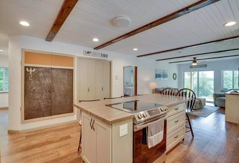 Secluded Marathon Hideaway W/ Fire Pit + Views!