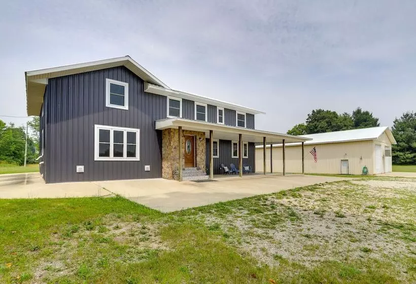 Wfh Friendly Lawrence Escape W/ Lake Access