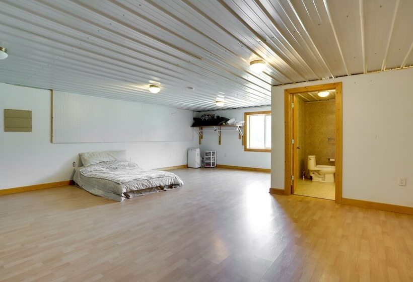 Wfh Friendly Lawrence Escape W/ Lake Access