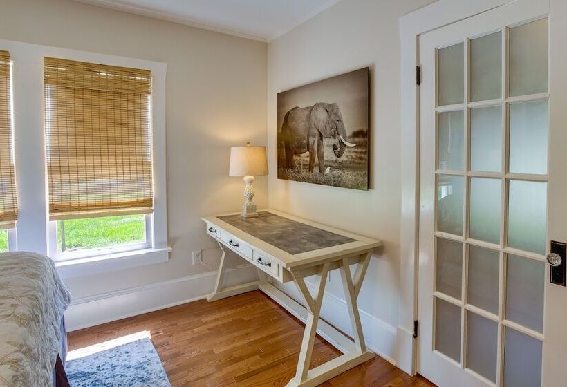 White Springs Gem W/ Patio & Screened Porch!