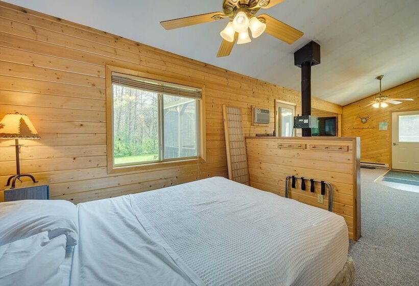 Woodland Cabin W/ Fishing, Atv & Snowmobile Trails