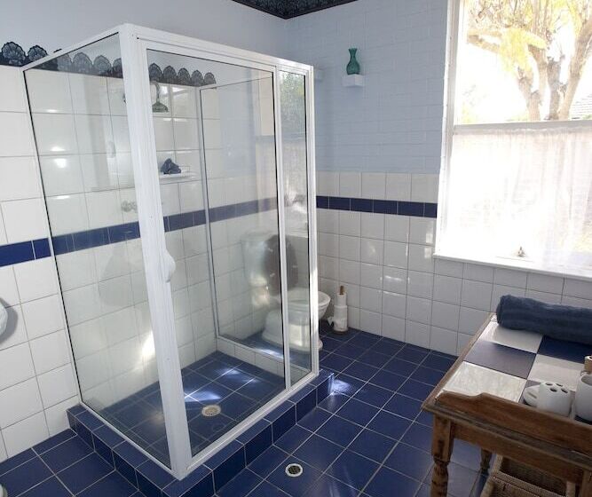 민박 Weelaway On Gregory