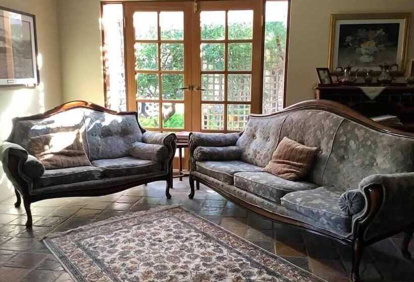 민박 Weelaway On Gregory