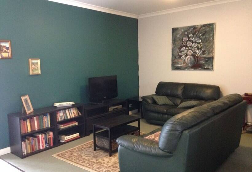 민박 Weelaway On Gregory