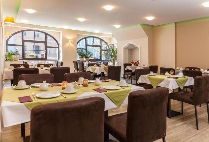 בית מלון כפרי Altstadt