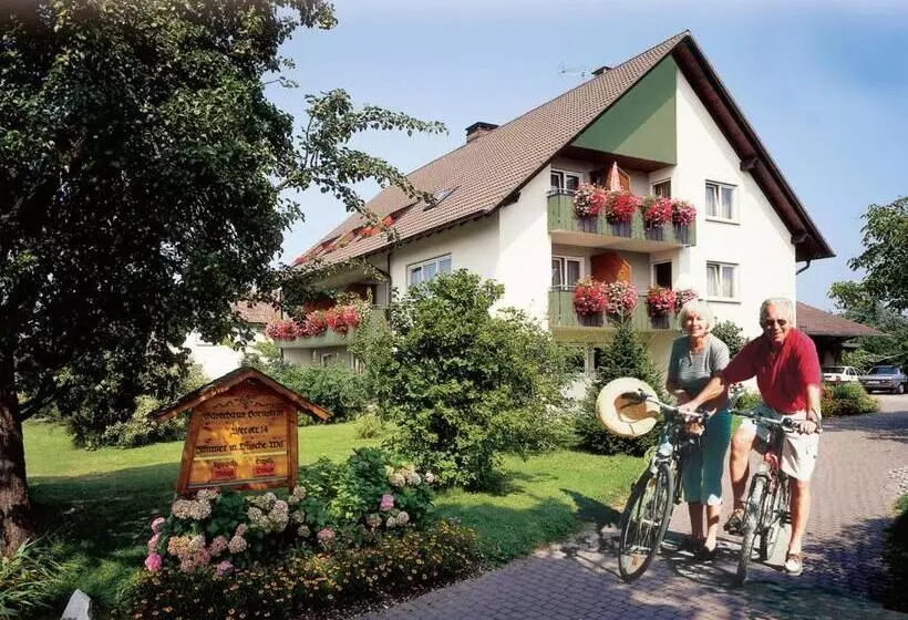ホテル Gästehaus Hornstein