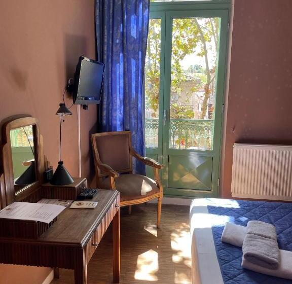 Отель Hôtel De L Horloge