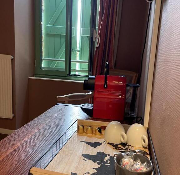 Отель Hôtel De L Horloge