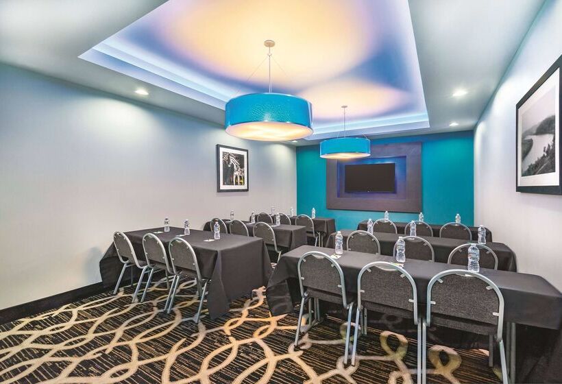 酒店 La Quinta By Wyndham Cleveland Tn