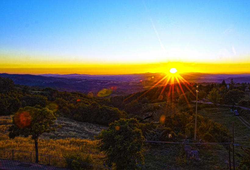 酒店 La Scottiglia E Ristorante