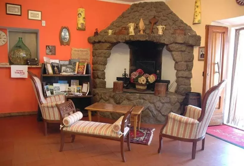 Hotelli La Scottiglia E Ristorante