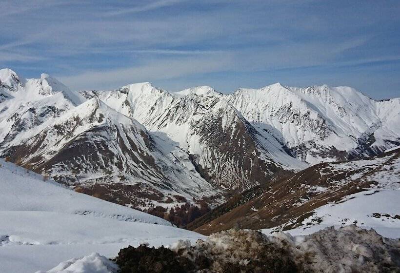 ホテル L'ours Blanc