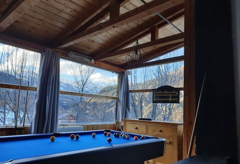 ホテル L'ours Blanc