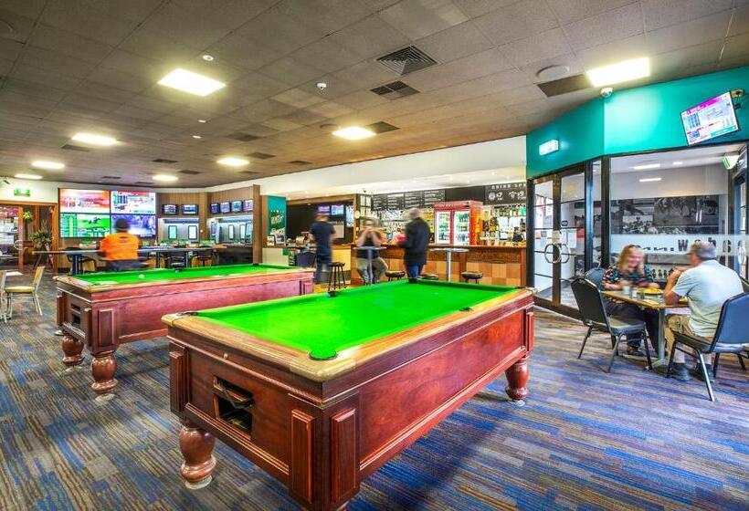 Meadow Inn Hotel Motel