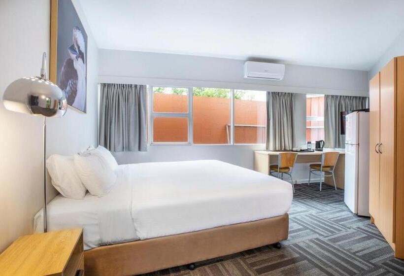 Meadow Inn Hotel Motel