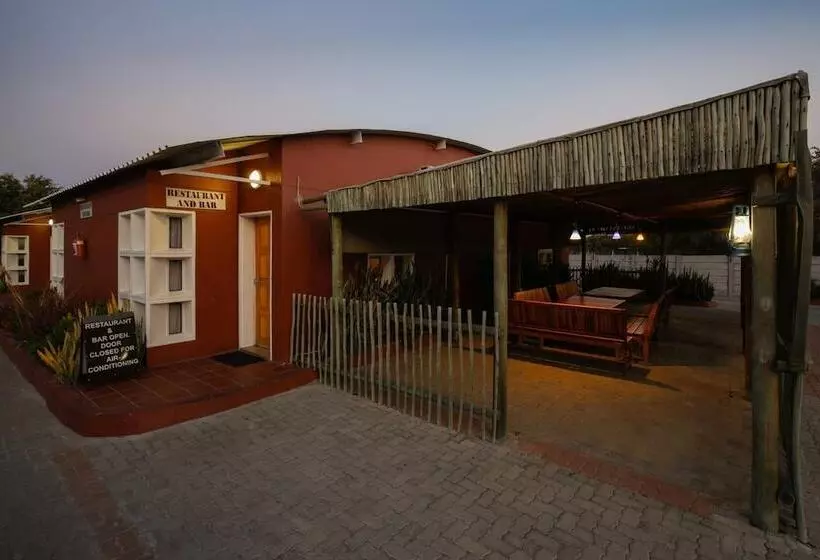 هتل Mokoro Lodge