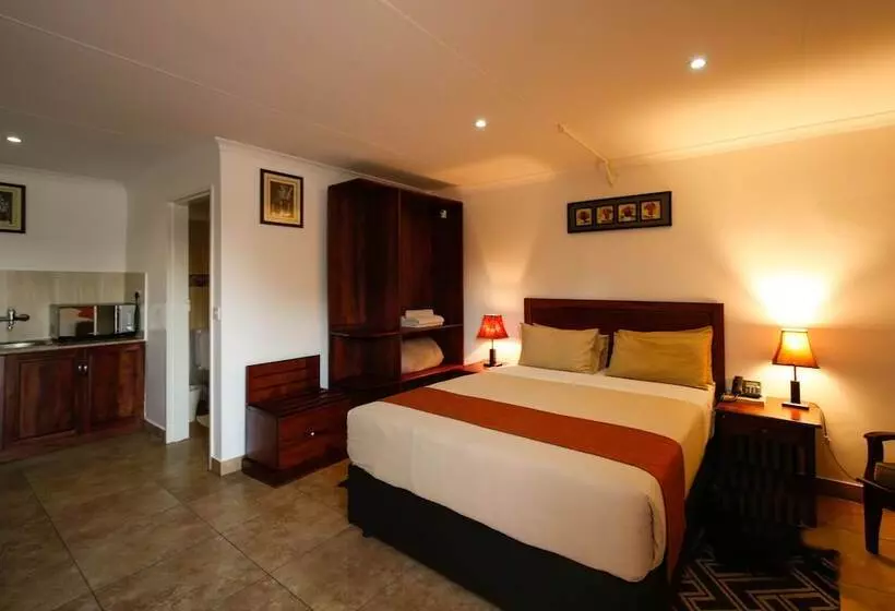 هتل Mokoro Lodge