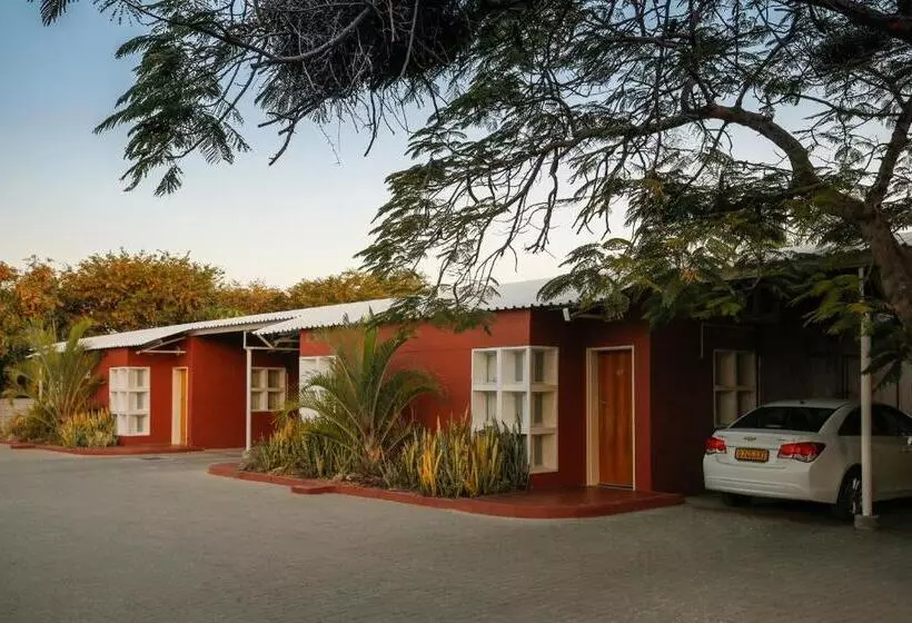 هتل Mokoro Lodge