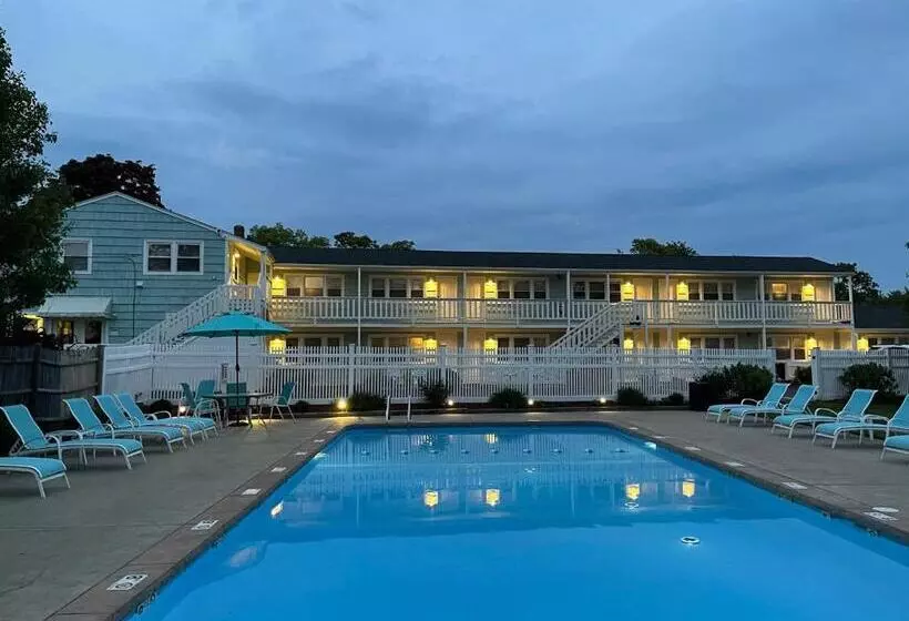 ホテル The Escape Inn