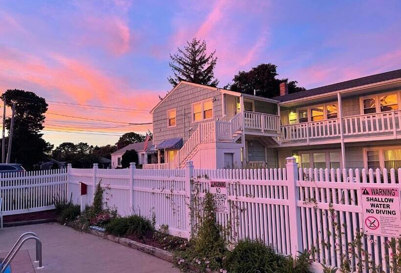 فندق The Escape Inn