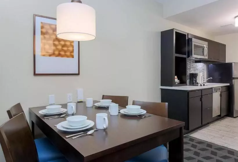 Hotelli Towneplace Suites By Marriott Mcallen Edinburg