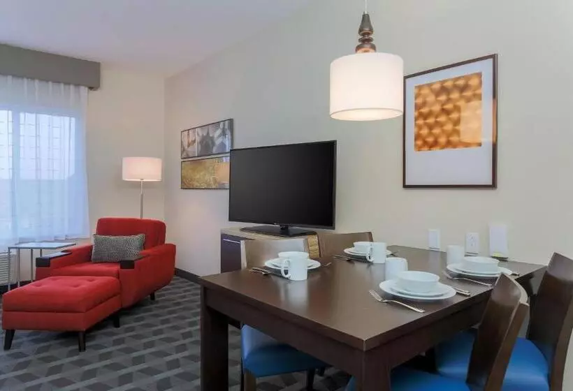 Hotelli Towneplace Suites By Marriott Mcallen Edinburg