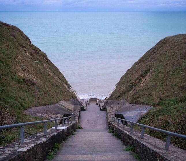 هتل Vvf Normandie Veules Les Roses